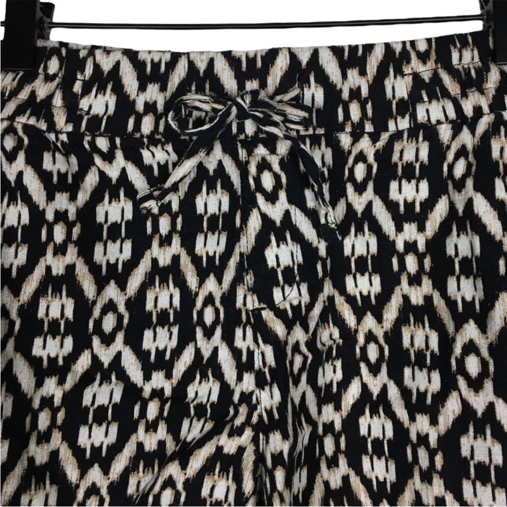 OLD NAVY Linen Blend Shorts Pull On Drawstring Ikat Print Neutral Size Small NWT - Picture 2 of 9